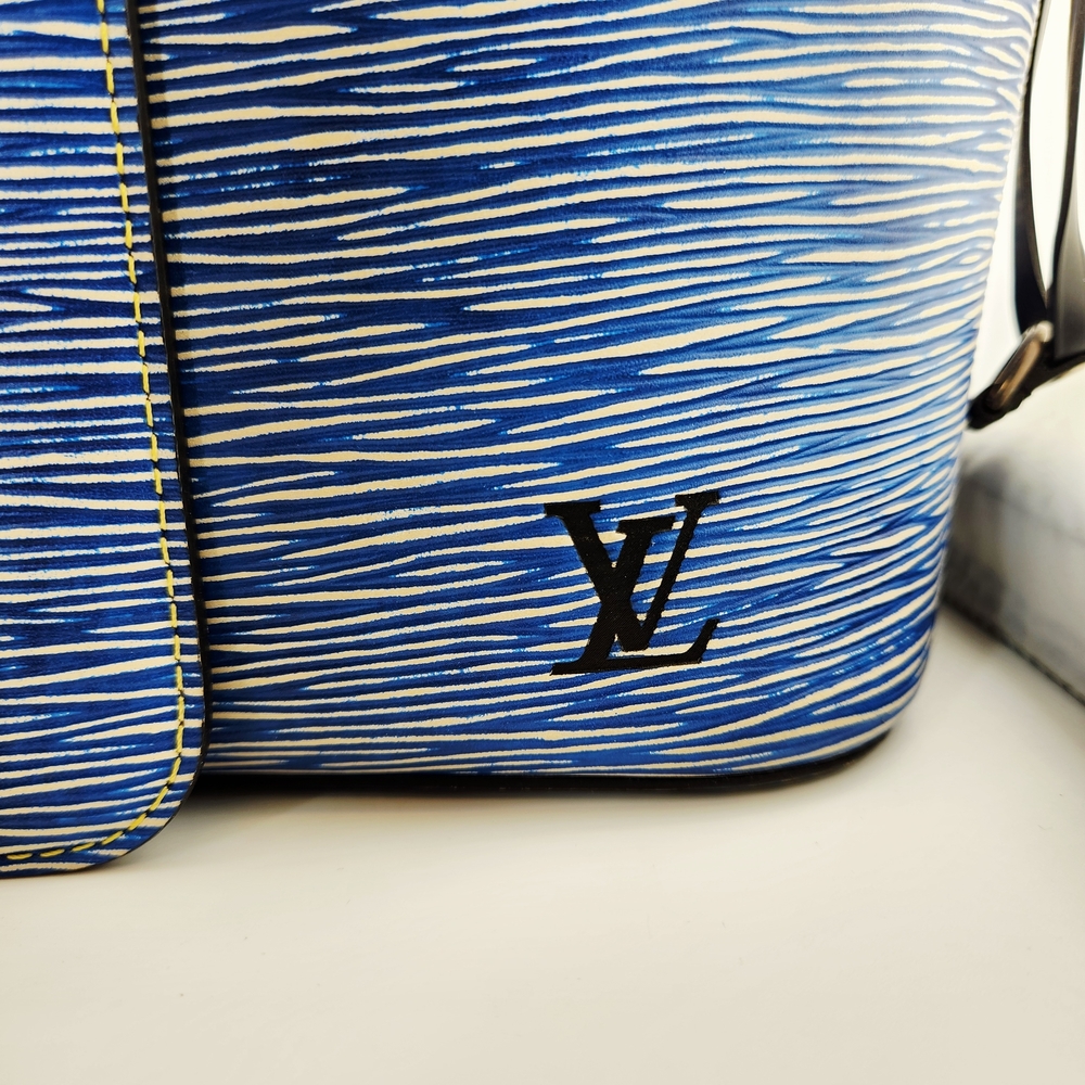 Louis Vuitton Striped Blue and Black Tote with Pouch - Picture 4 of 6